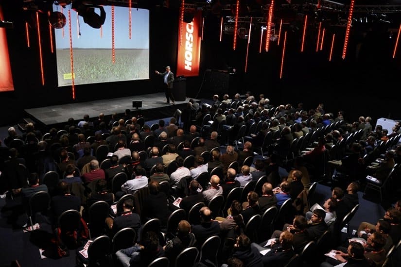 HORSCH seminar with 300 delegates in attendance
